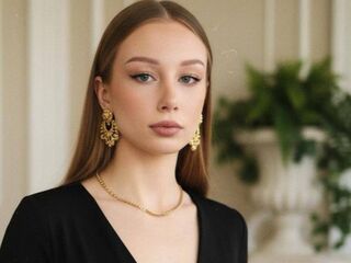 jasmin webcam model EmaGurrad