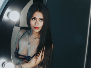 hot strip tease webcam EmilyClarkk