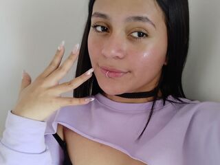 sexy webcamgirl pic EmilynGrifs