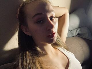 fingering girl webcam  EunaSantamaria