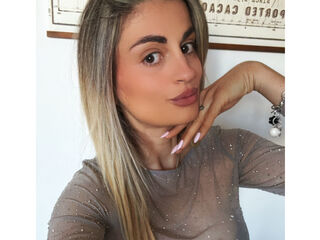 camgirl porn web cam Evelynnny