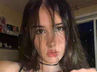 girl topless FelipaDubinsky
