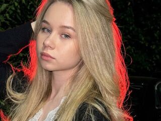 free adultcam FernandaUziel