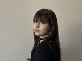 free live cam chat FloHaake