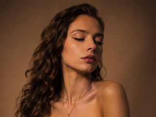 free live chatroom FranLeveille