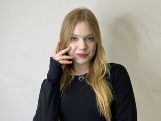 fingering cam girl video FrancieMcrenolds