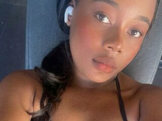 hot cam girl masturbating with dildo GrasyBenty