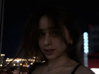 girl nude GwendolynChapel