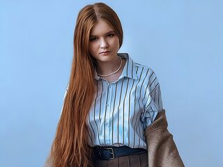 girl topless GwynBujarski