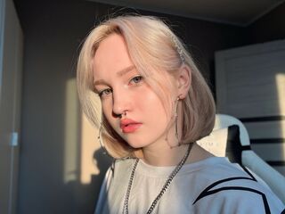 free live cam chat IleneDrones