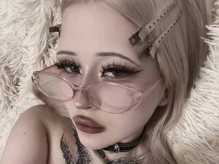 camslut topless IraidaFairleigh