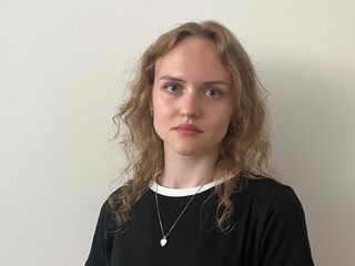 camslut showing pussy IsabellaBegin