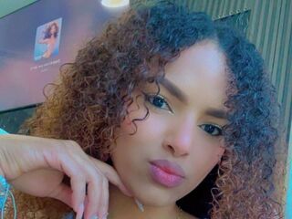naked cam girl JadeSkinny