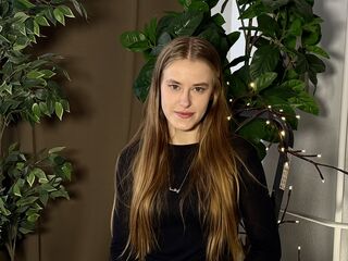 live webcam performer JeanetteKama