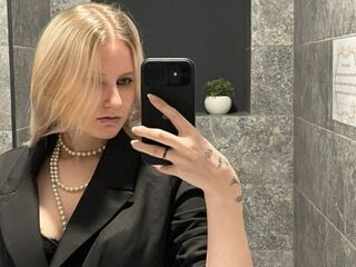 nude webcam girl picture JenaeMcquillen