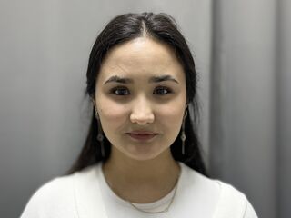 topless camgirl JessieTurner