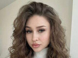 beautiful girl webcam JunitaDroze