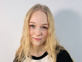 adultcam pic KamiMellema