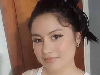 naughty camgirl masturbating with vibrator KandyTeilor