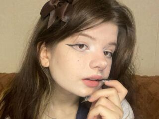 teaser cam KarolynBerendzen