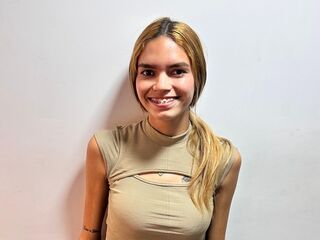 live porn cam KassandraMonroe