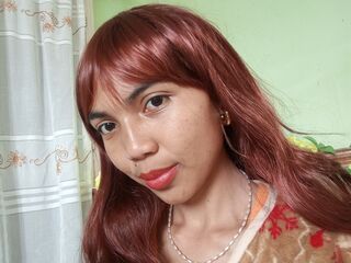 camgirl masturbating with vibrator KellyAnder