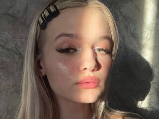 hot cam hooker KianaStark