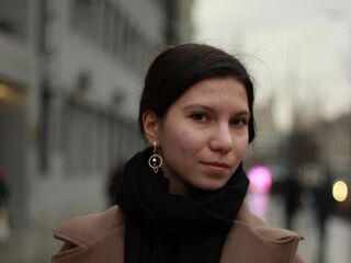 naked webcam girl fingering KiraReddel