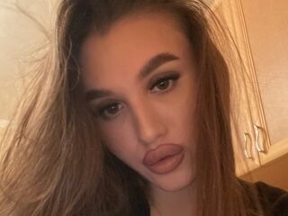 naughty camgirl picture KyraVictorine