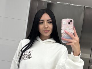 naughty cam girl LauraMeeth