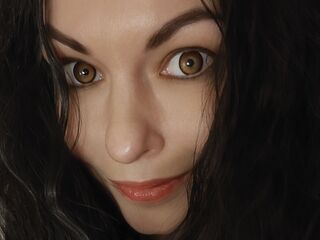 camgirl showing tits LiliVixen