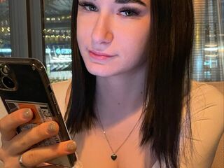 free adult cam LilyGrows