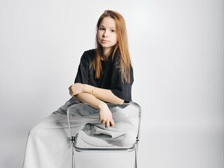 naked camgirl photo LinaForbishh