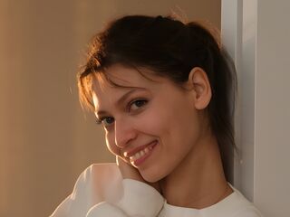 naked girl with webcam masturbating LivelyLaurie