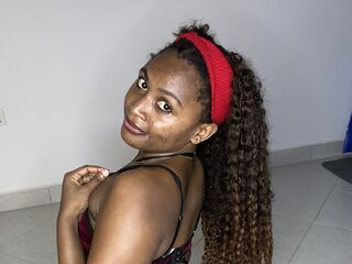 cam girl showing pussy LizzyClem