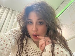 naughty cam girl masturbating with dildo LolaBerry