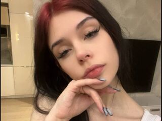 chatrubate cam girl picture LoraBrow
