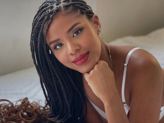 naughty camgirl masturbating with vibrator LoreyHamilton