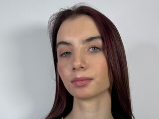 free live chatroom LoritaSterry