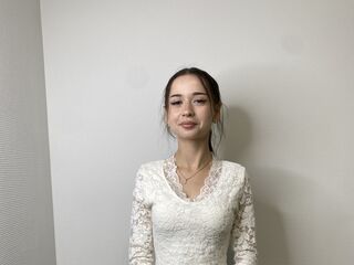 girl chatroom LouiseUsie