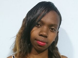 camgirl shaving pussy LuciaGracefield