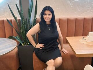 sexcam live LuisaMiller