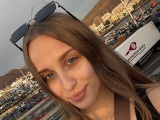 sexy webcam girl LunaDarkwood