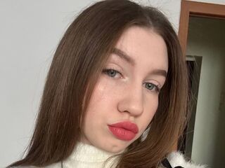 webcamgirl chat room LunaMee