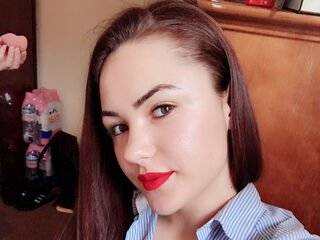 cam girl fingering pussy LunaTokio