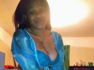 free live chatroom LushLucii