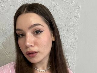 cam chat LynnLee