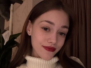 chatwhore MaeBroadway