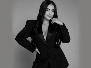 nude webcam girl MeghanGomes