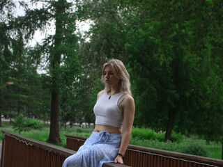 fingering webcamgirl MelisaMokriski